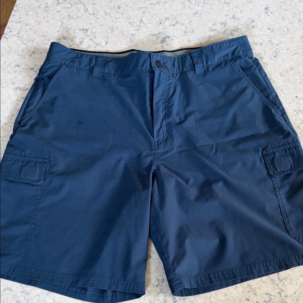 Orvis Navy Men's Cargo Shorts with Side Pockets